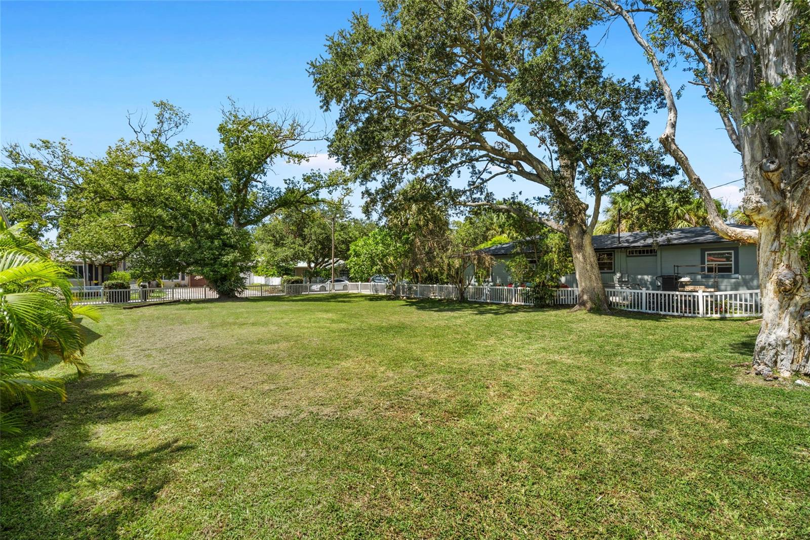 78BURNS F J REALTY COS REV - Residential