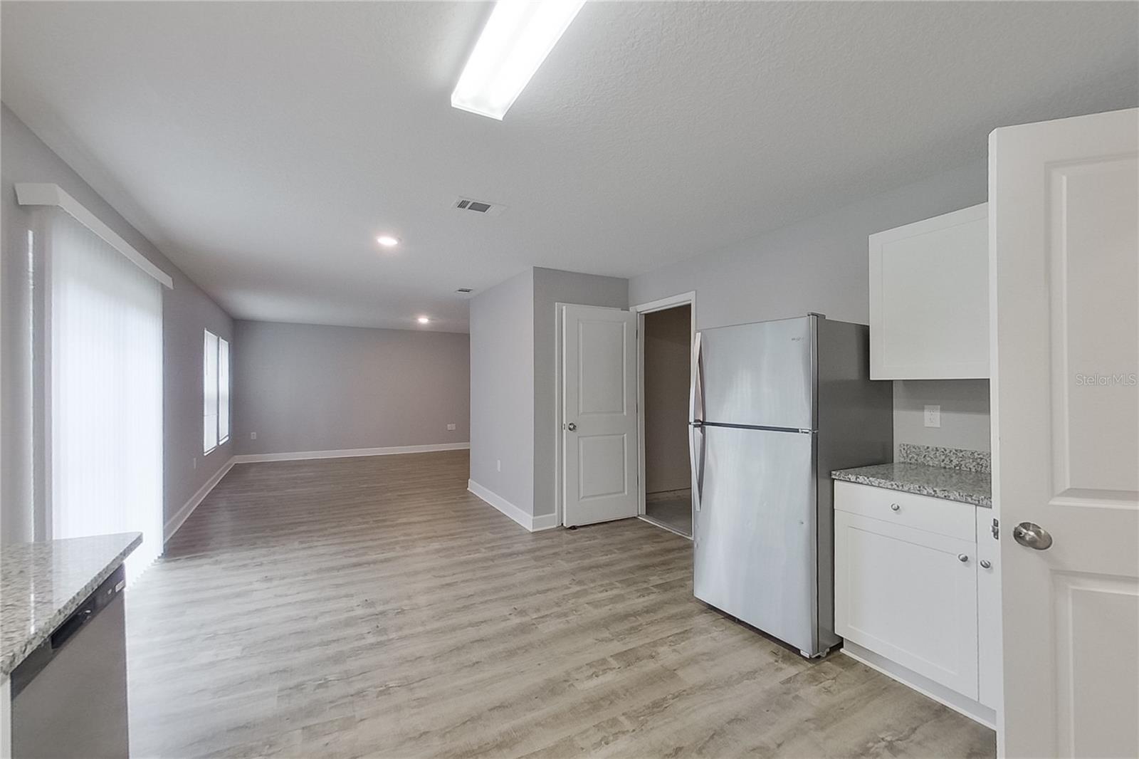 CITRUS SPGS UNIT 21 - Residential Lease