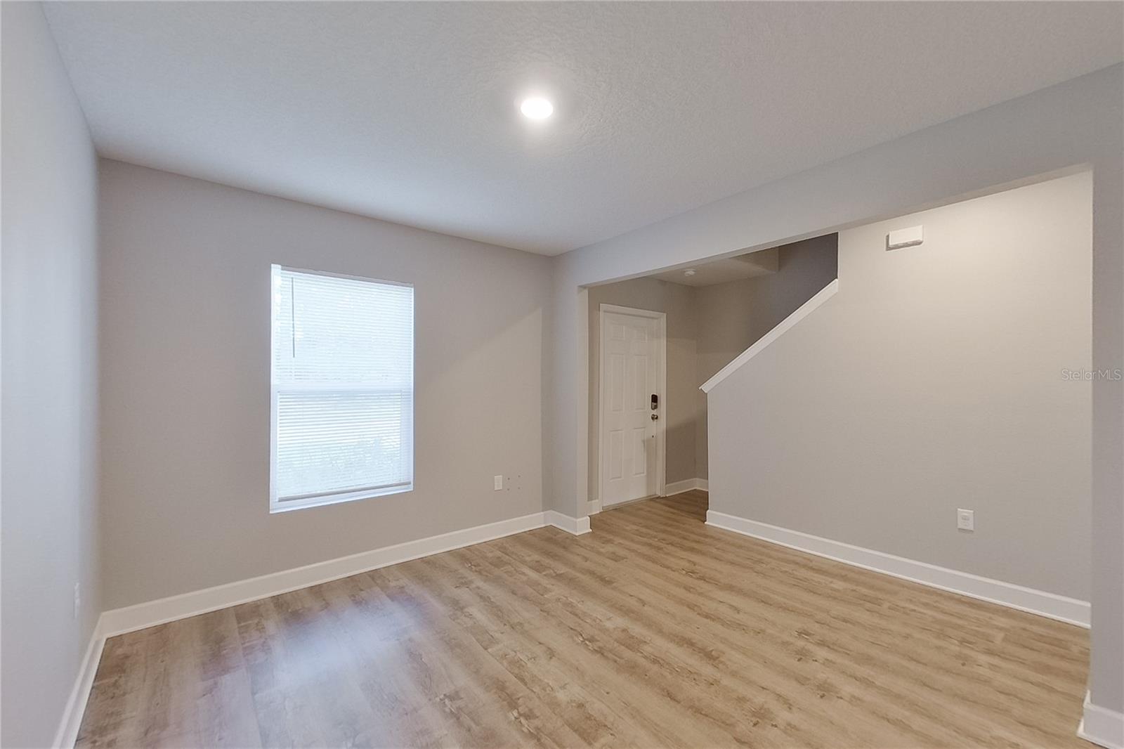 CITRUS SPGS UNIT 21 - Residential Lease