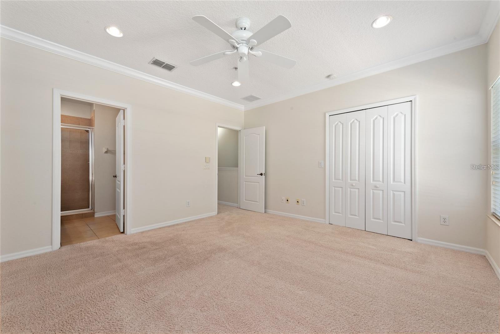 VILLA CAPRI/METROWEST - Residential