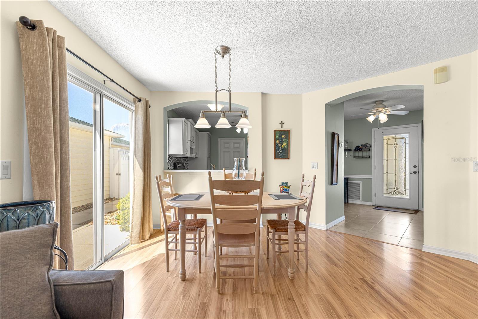 VILLAGES OF SUMTER VILLA ESCANDIDO - Residential