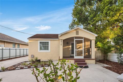 Photo of 2916 W Crest Avenue, Tampa, FL 33614 (MLS # TB8384069)