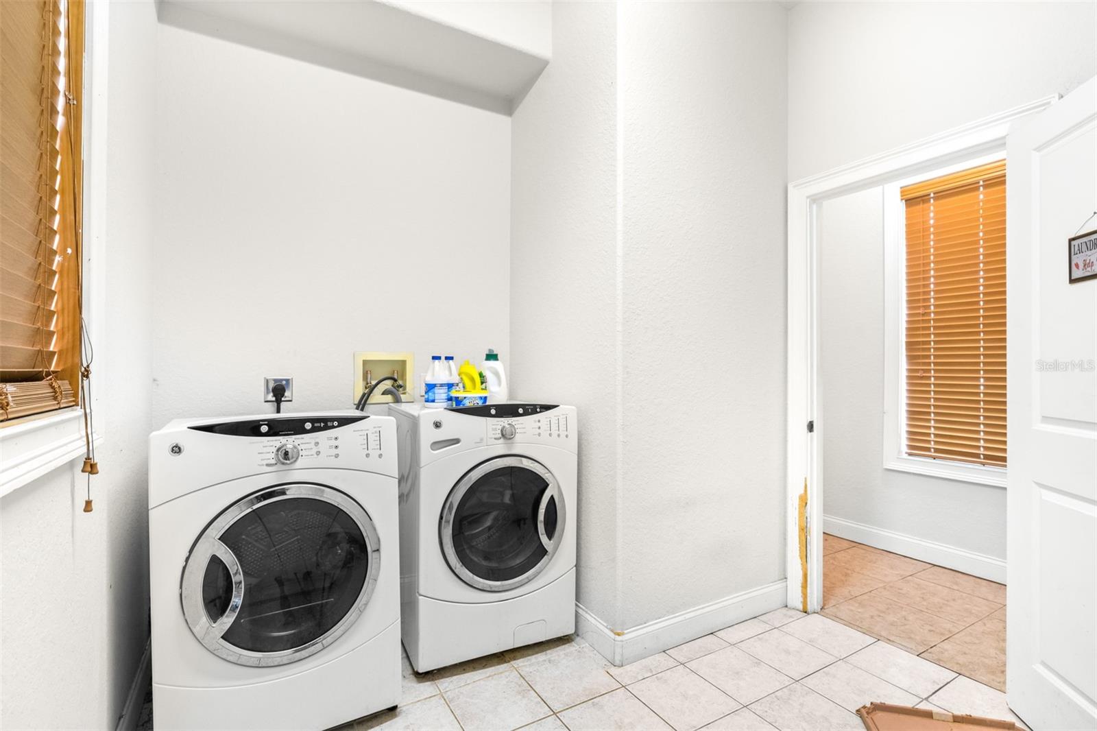 LAKE WALES HGHTS - Residential