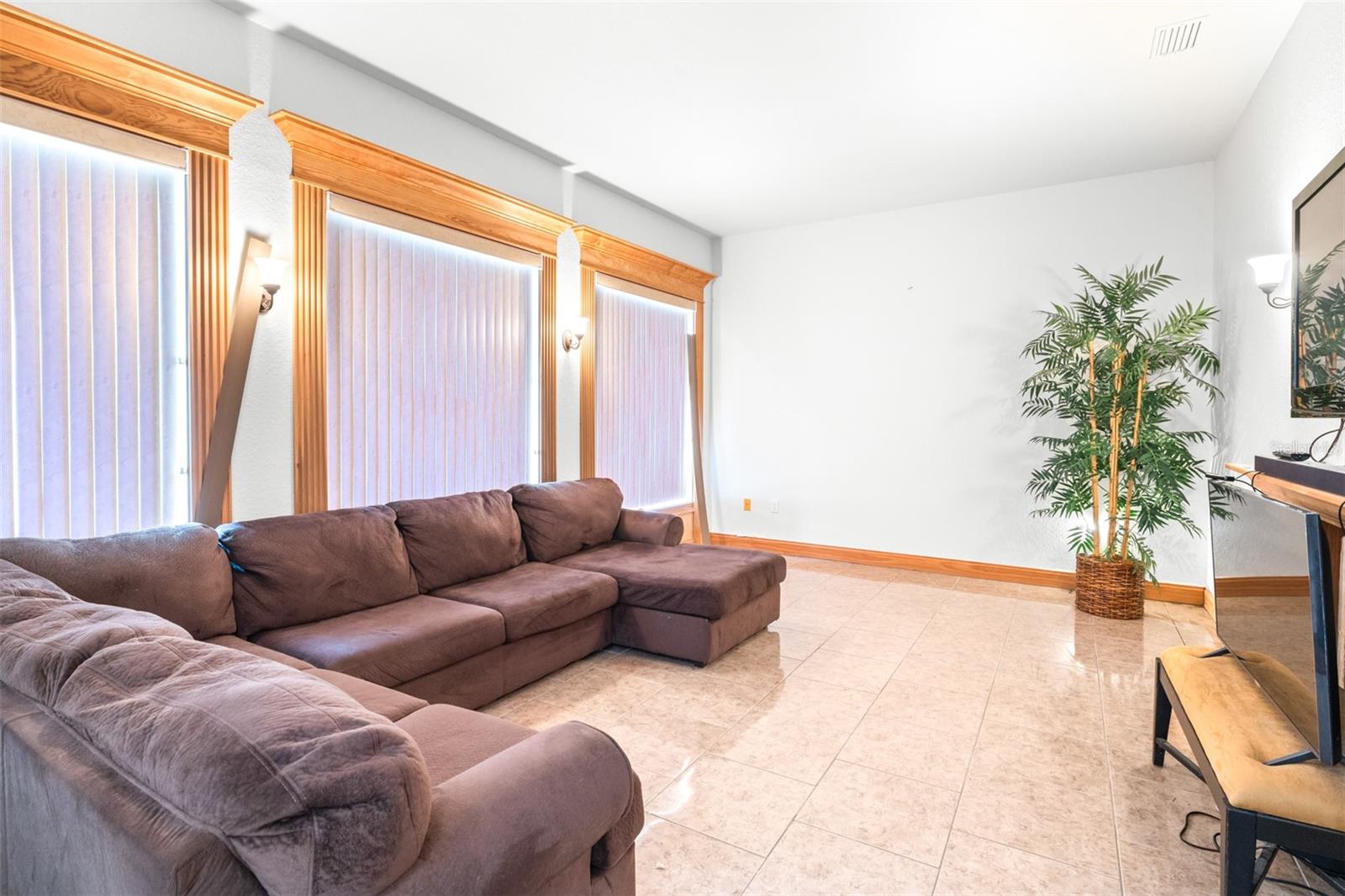 LAKE WALES HGHTS - Residential