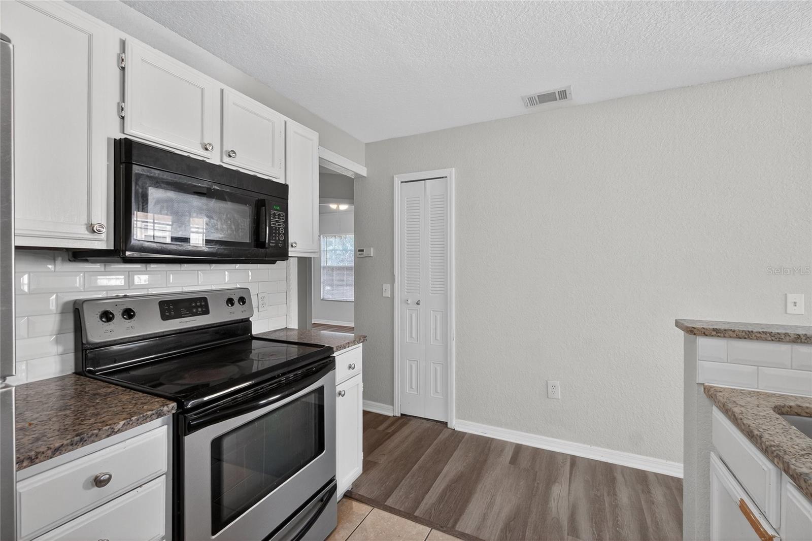 HIDDEN SPGS CONDO - Residential