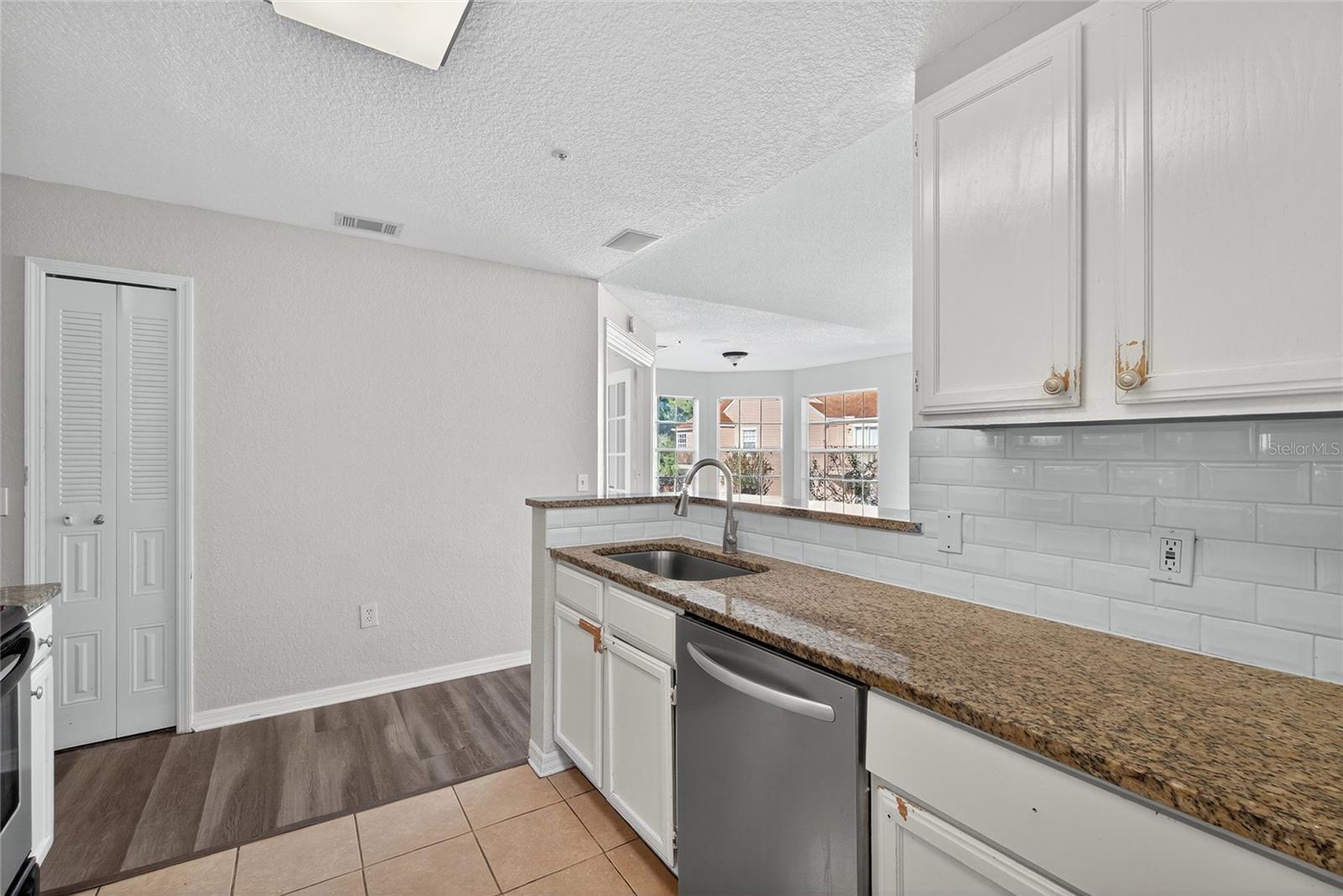 HIDDEN SPGS CONDO - Residential