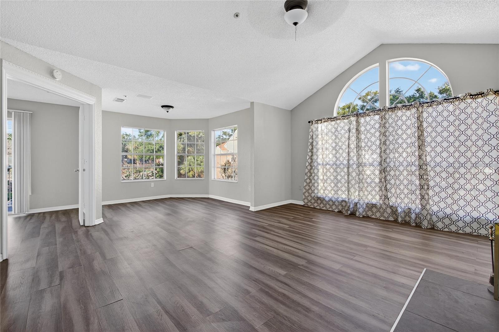 HIDDEN SPGS CONDO - Residential