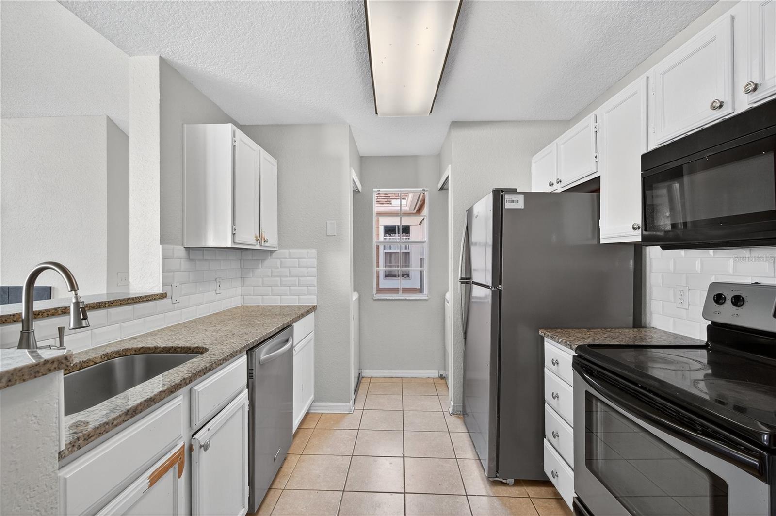 HIDDEN SPGS CONDO - Residential