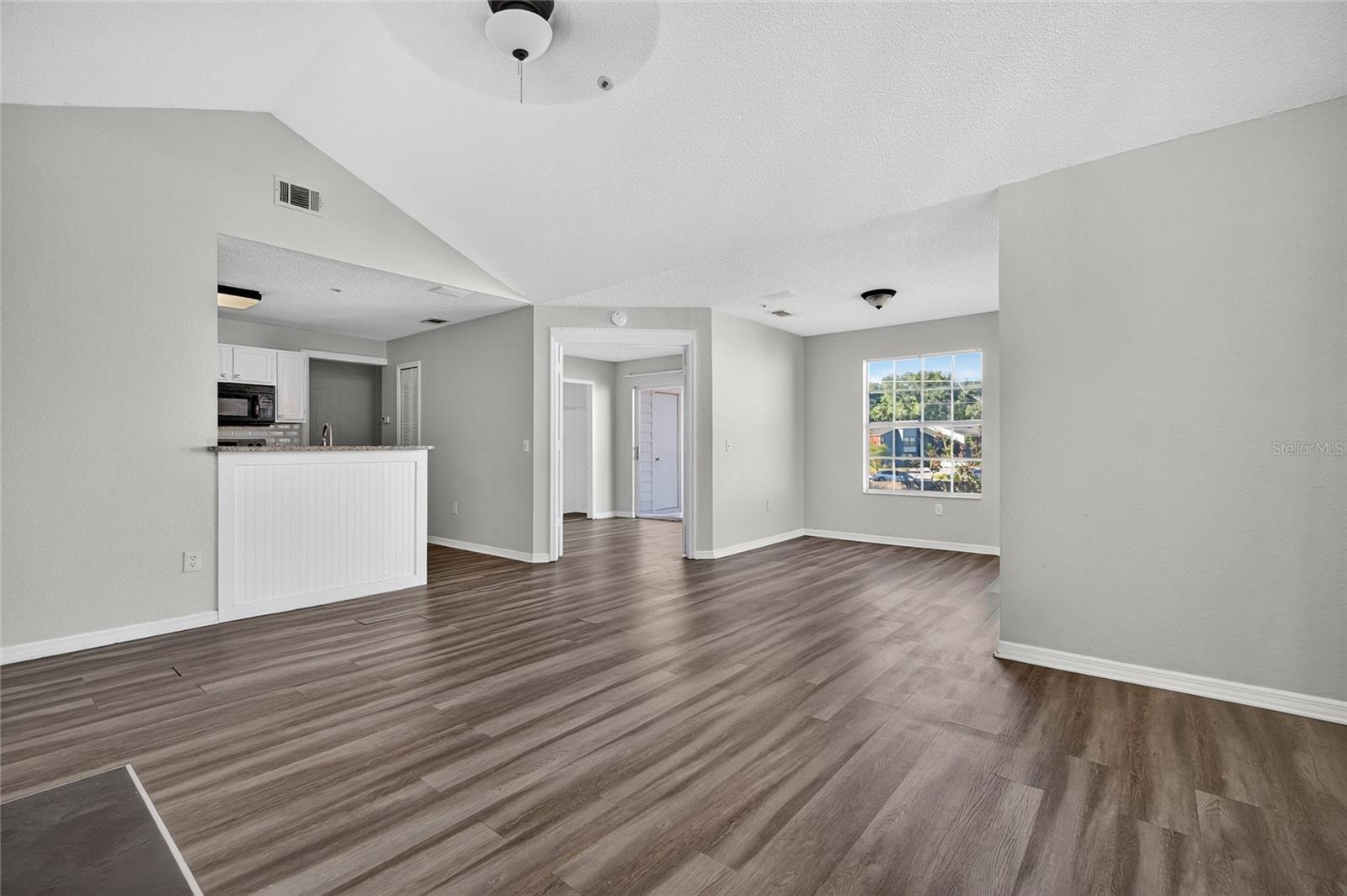 HIDDEN SPGS CONDO - Residential