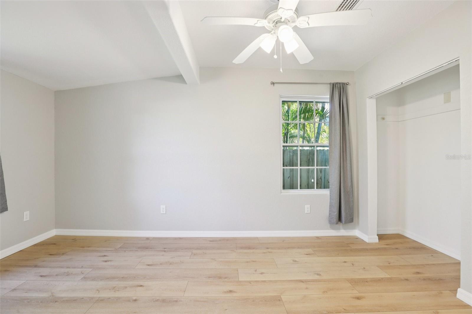 PAGES REP OF MITCHELLS BEACH - Residential