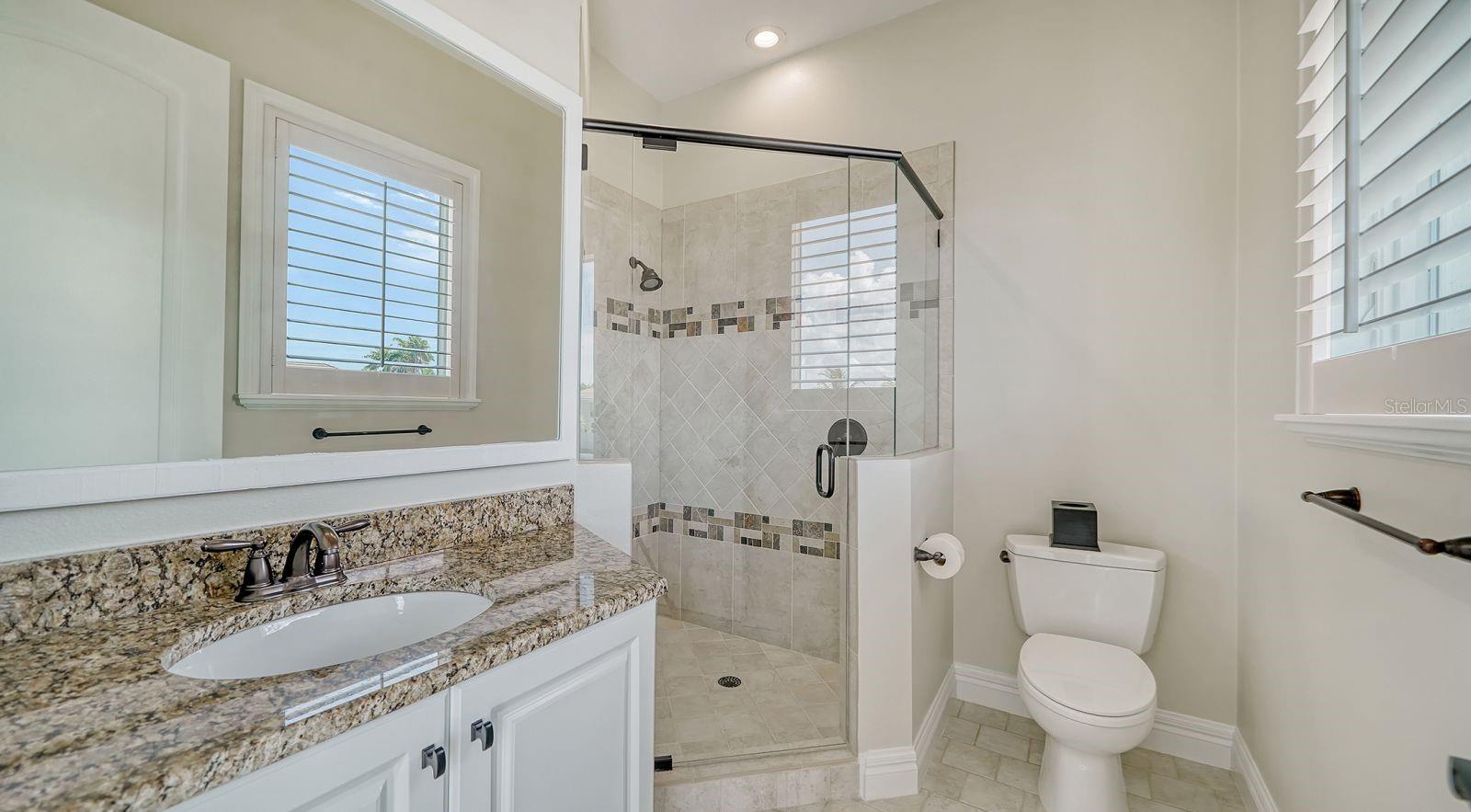 COUNTRY CLUB SHORES SEC 02 - Residential