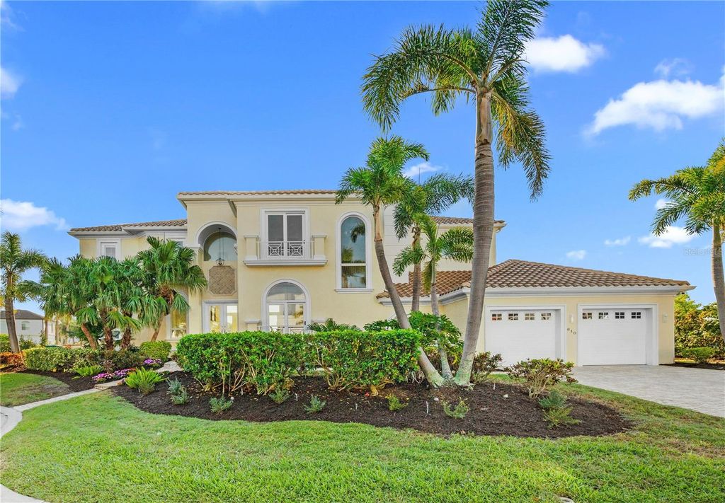Photo of 610 Yardarm Lane, Longboat Key, FL 34228 (MLS # A4673592)
