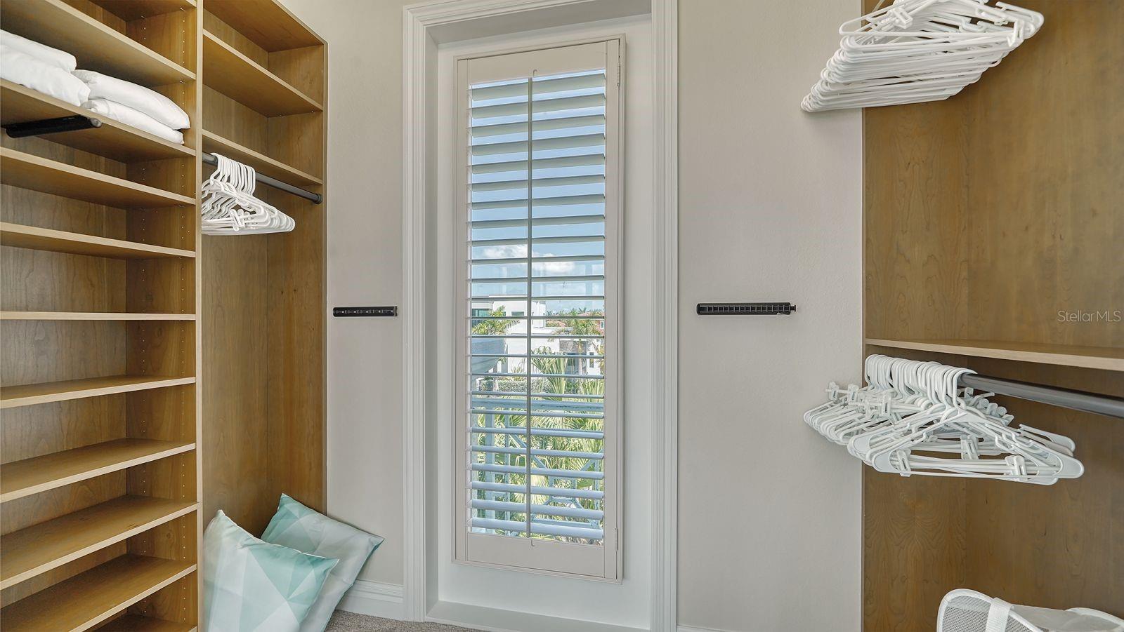 COUNTRY CLUB SHORES SEC 02 - Residential