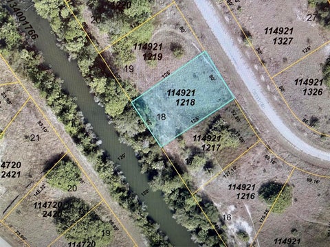 Photo of 18 Grover Circle, North Port, FL 34288 (MLS # N6145633)