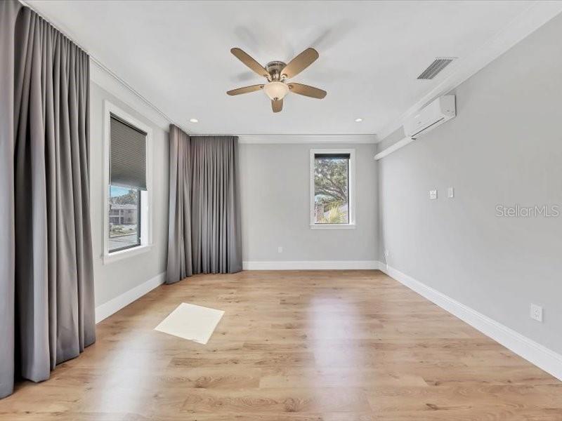 BROOKSIDE - Residential