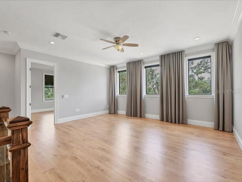 BROOKSIDE - Residential