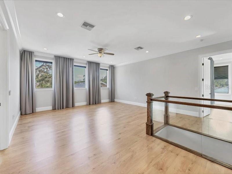 BROOKSIDE - Residential