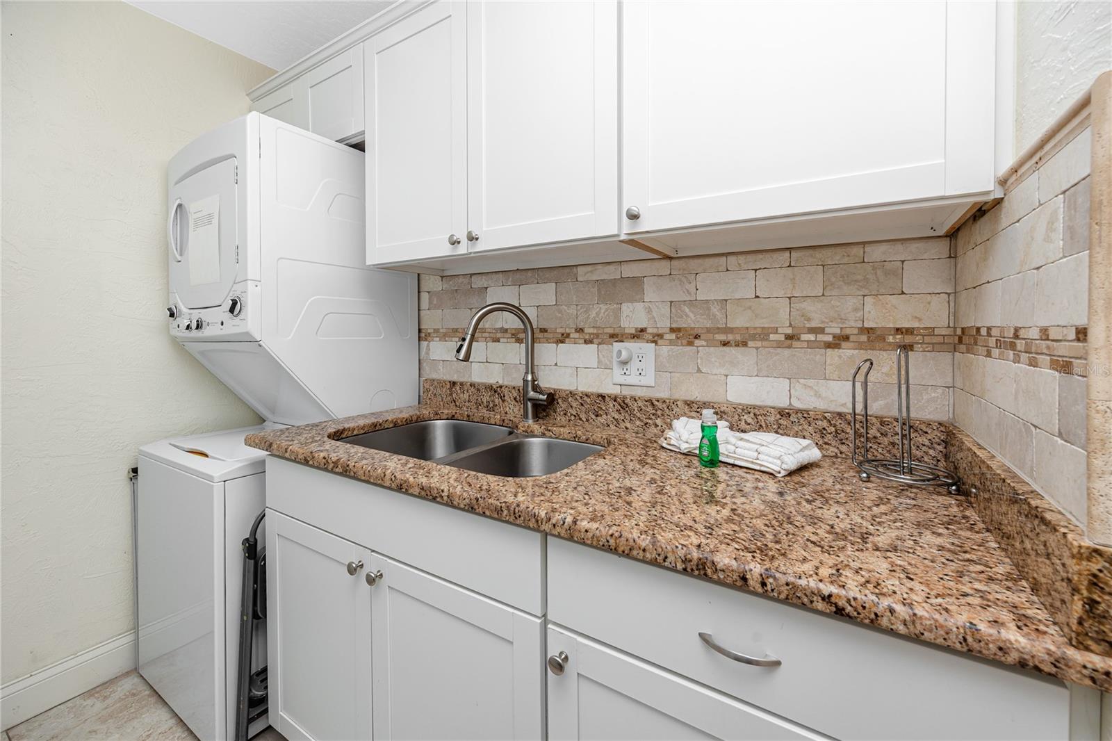 MADEIRA BEACH YACHT CLUB CONDO - Residential