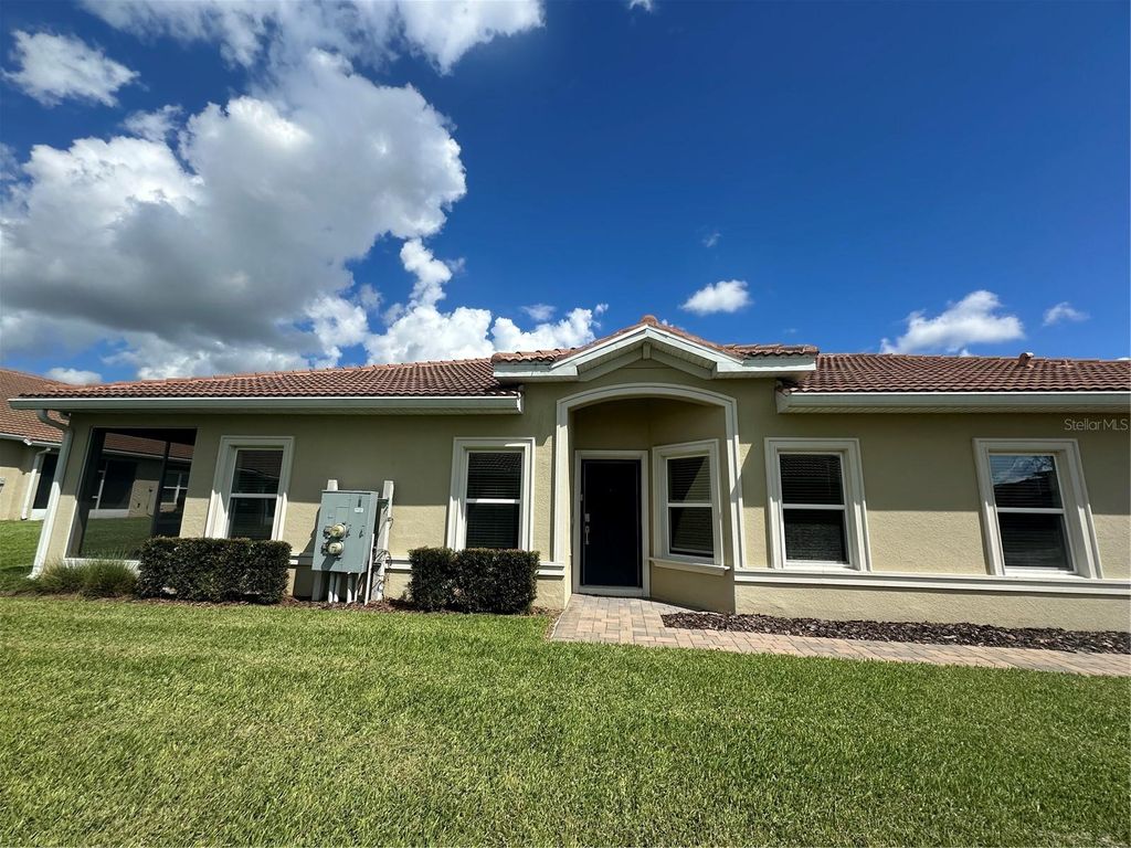 Photo of 1068 Quaker Ridge Lane, Davenport, FL 33896 (MLS # O6331701)