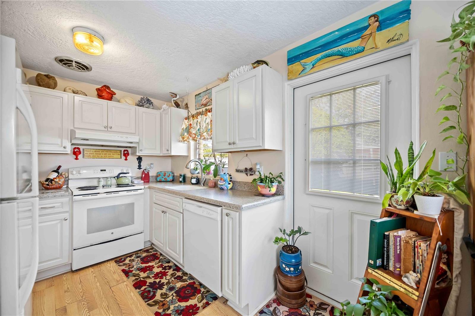 2057 GARDEN PARKWAY