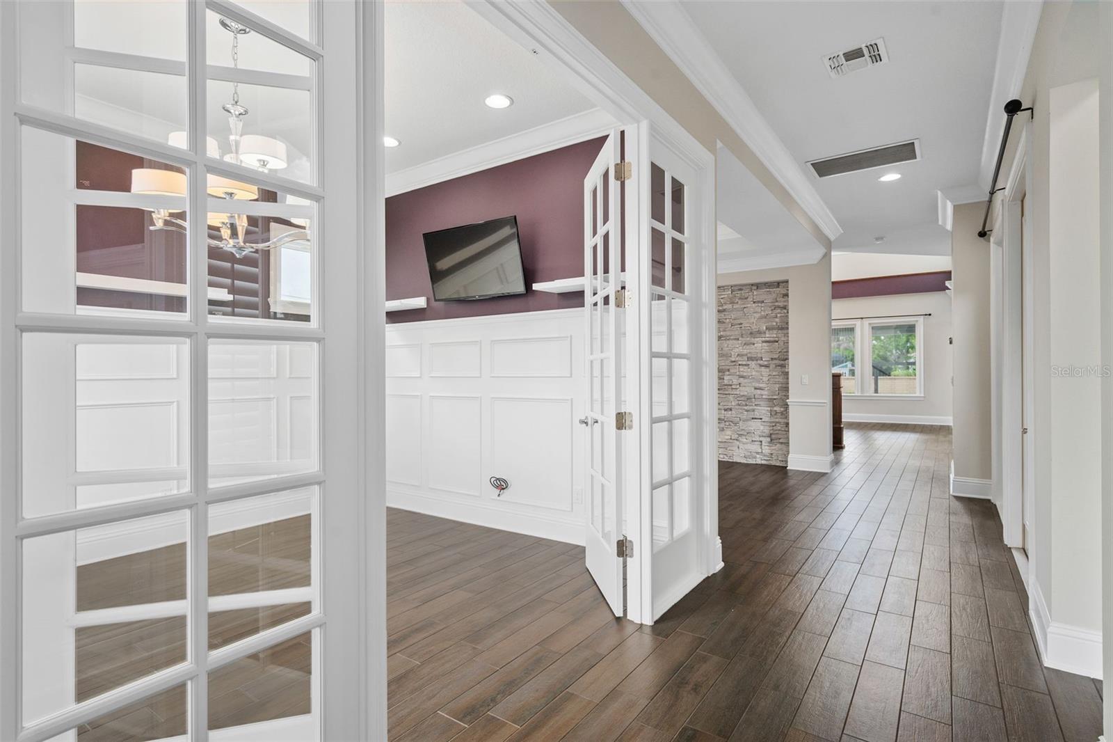 9462 BECKER COURT