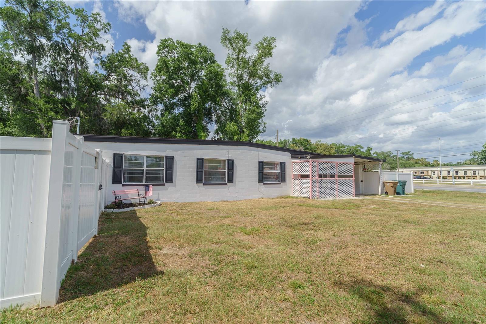 3523 SE 6TH STREET