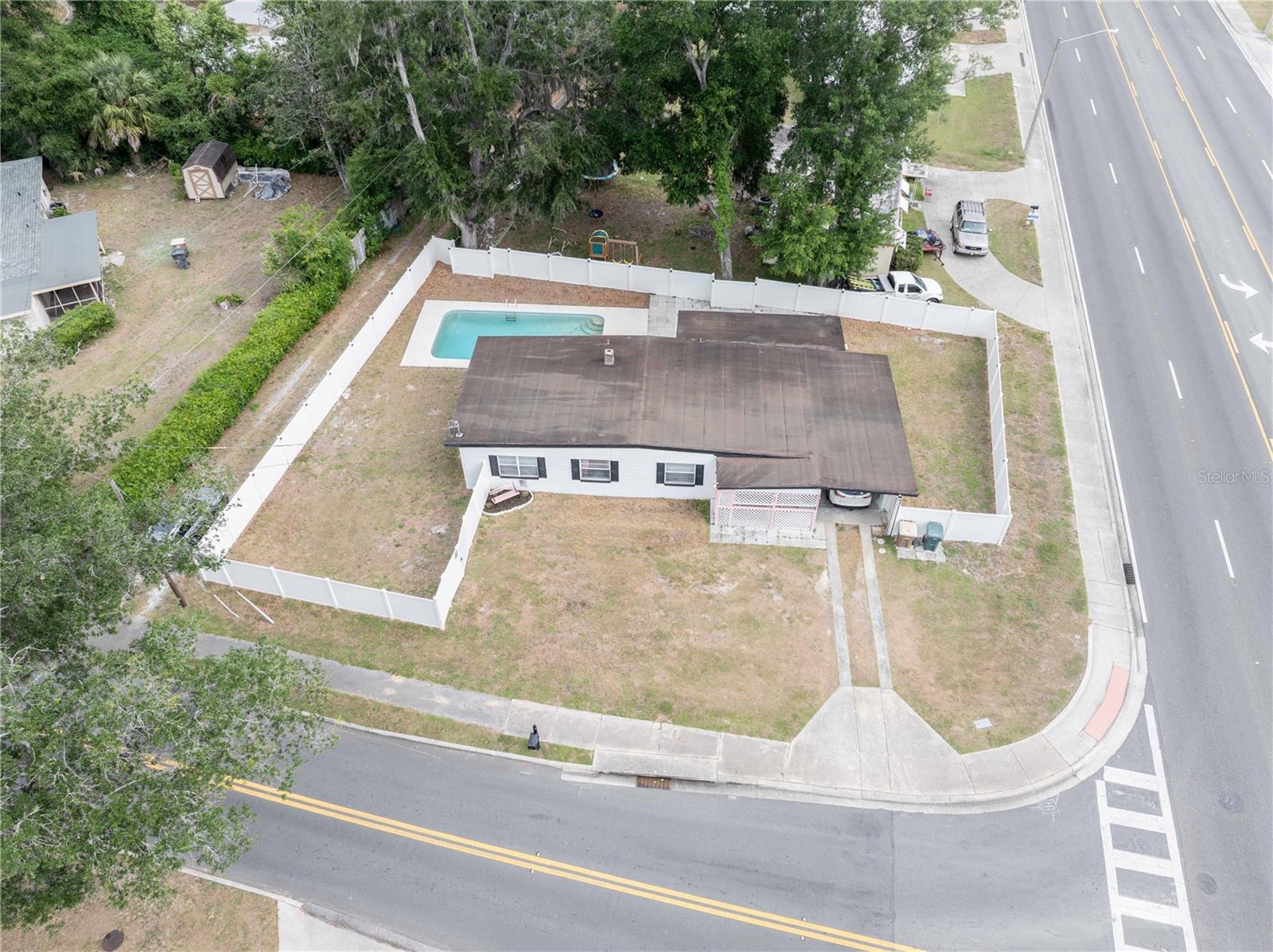 3523 SE 6TH STREET