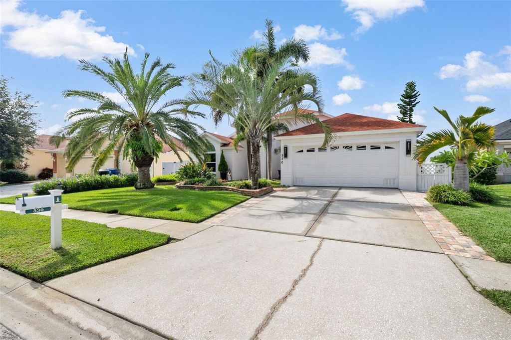 Photo of 530 Somerhill Drive NE, St Petersburg, FL 33716 (MLS # TB8433237)