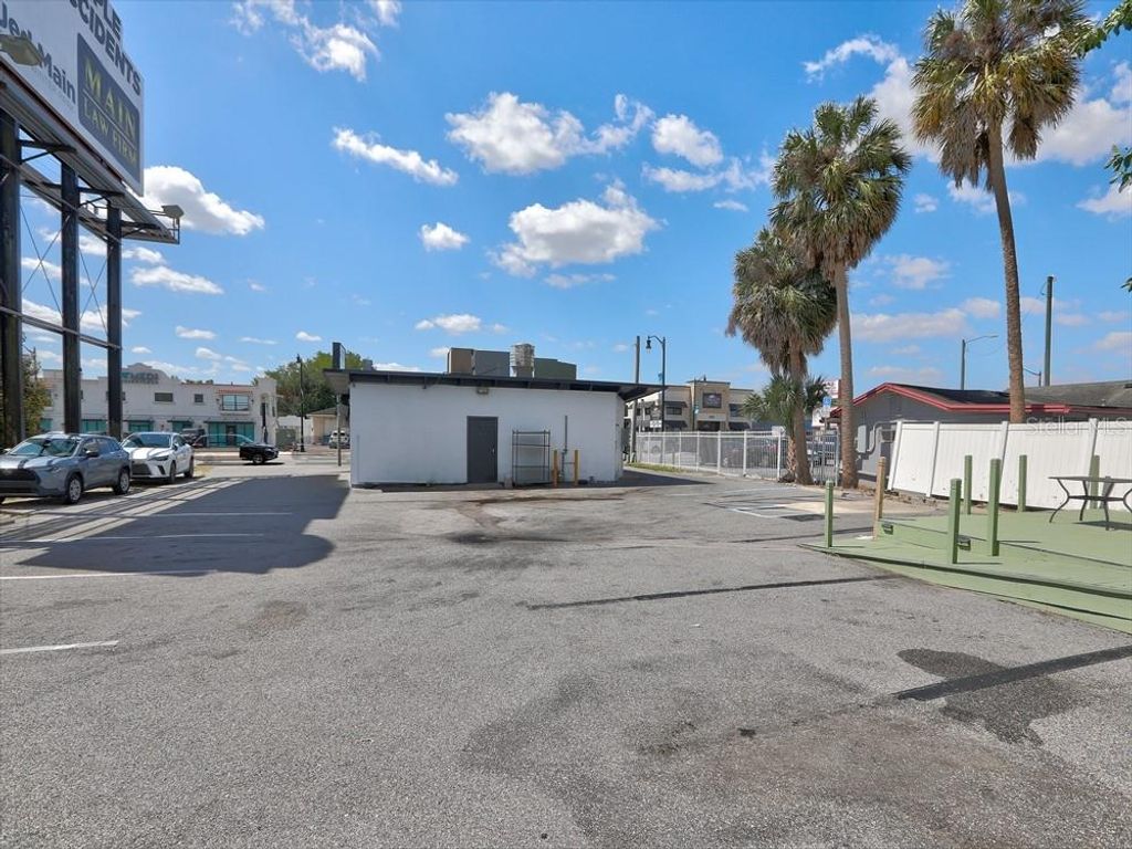 Photo of 1881 W Fairbanks Avenue, Winter Park, FL 32789 (MLS # O6401500)