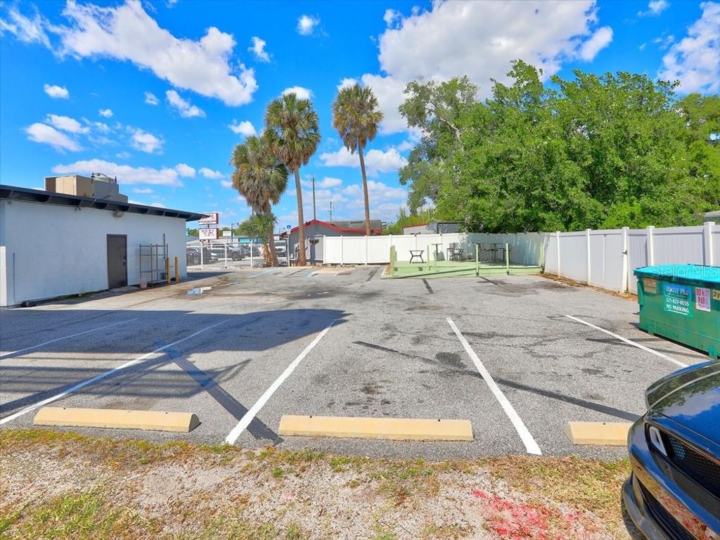 Photo of 1881 W Fairbanks Avenue, Winter Park, FL 32789 (MLS # O6401500)