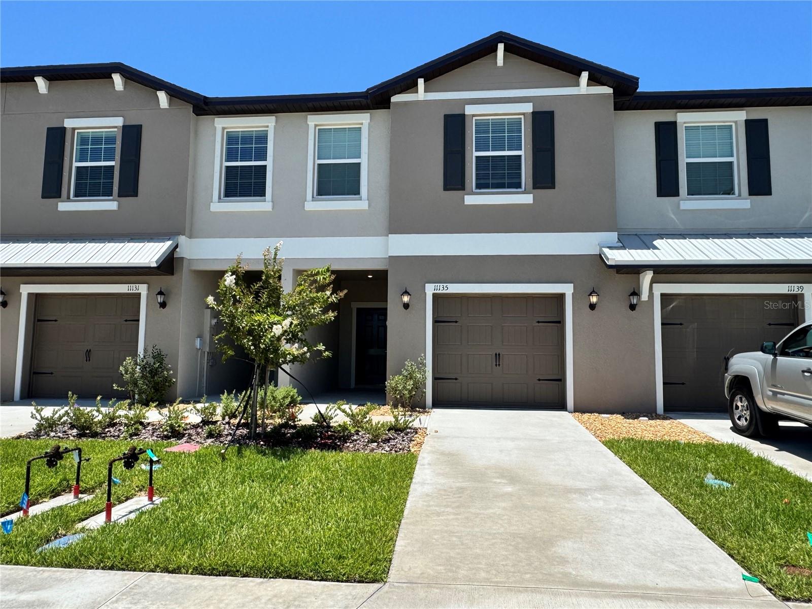 For Rent: Beautiful 3-Bedroom Townhome in Seaire, Parrish wifi and lawn care and pest control all include. and lagoon access when it's open.
this brand-new, never-lived-in townhome offers 1,666 square feet of modern living space with 3 bedrooms, 2.5 bathrooms, and a 1-car garage. The open-concept main floor features a bright and airy layout, seamlessly connecting the living, dining, and kitchen areas. The kitchen is equipped with sleek granite countertops, stainless steel appliances (including a refrigerator with ice and water dispenser), and plenty of cabinet space. A convenient half bath and a covered patio—ideal for morning coffee or evening relaxation—complete the first level.
Upstairs, you’ll find a spacious owner’s suite tucked away for privacy, complete with a large walk-in closet and an en-suite bathroom featuring dual sinks and a stylish glass shower. Two additional bedrooms, a full bathroom, and a dedicated laundry room with included washer and dryer provide comfort and convenience for everyone.
Community & Location:
Living in Seaire means enjoying resort-style amenities, including a swimming pool, walking trails, a dog park, and a tot lot, with a future 4.5-acre lagoon coming soon. The neighborhood offers a peaceful retreat while keeping you close to major highways (I-75), top-rated schools, shopping, and the beaches of Tampa, Sarasota, and Anna Maria Island.
Don’t miss the chance to make this stylish, move-in-ready townhome yours—contact us today!