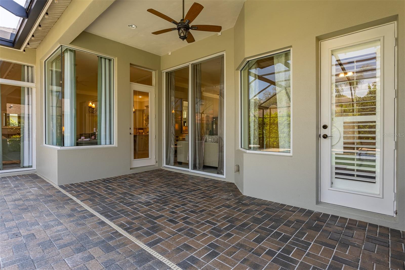 GREY OAKS - Residential