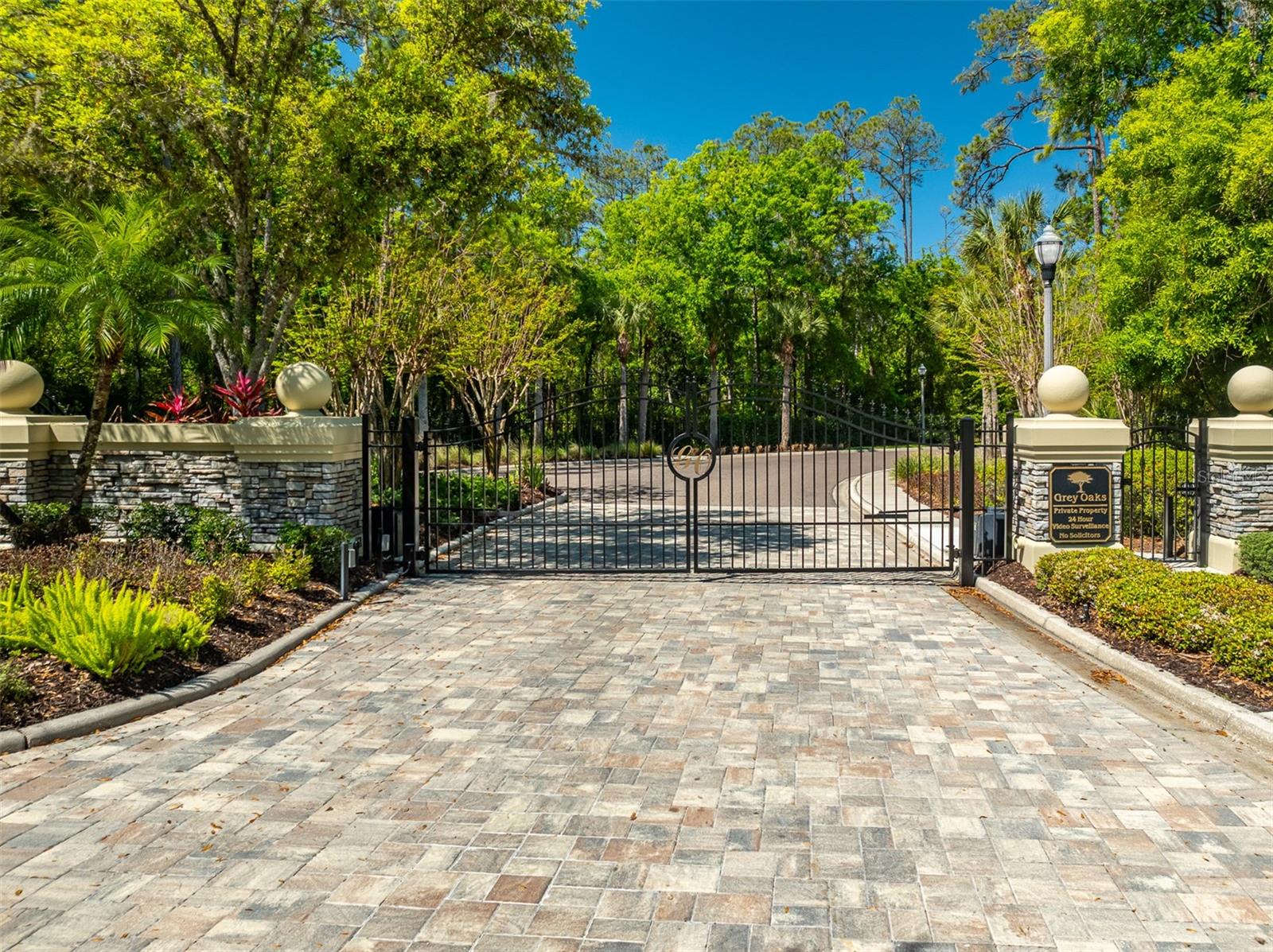 GREY OAKS - Residential