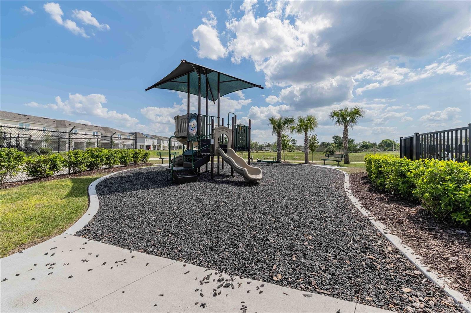 CONGDON TWNHMS PH 1 & 2 - Residential