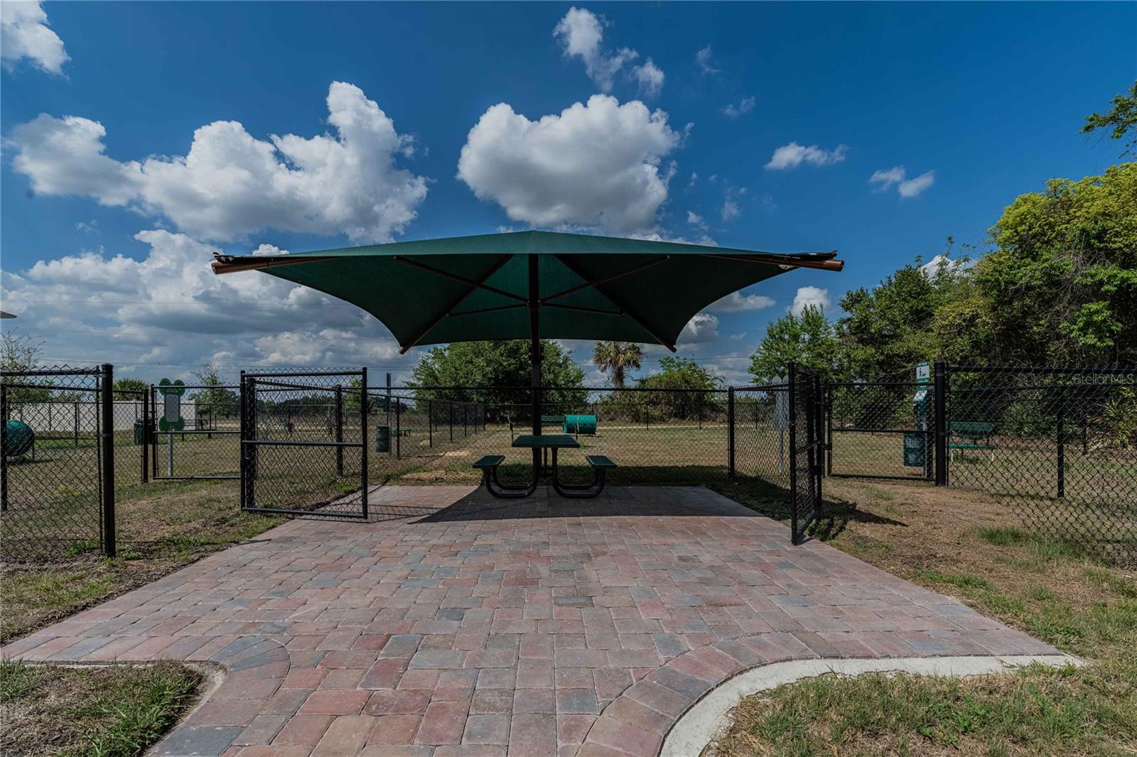 CONGDON TWNHMS PH 1 & 2 - Residential