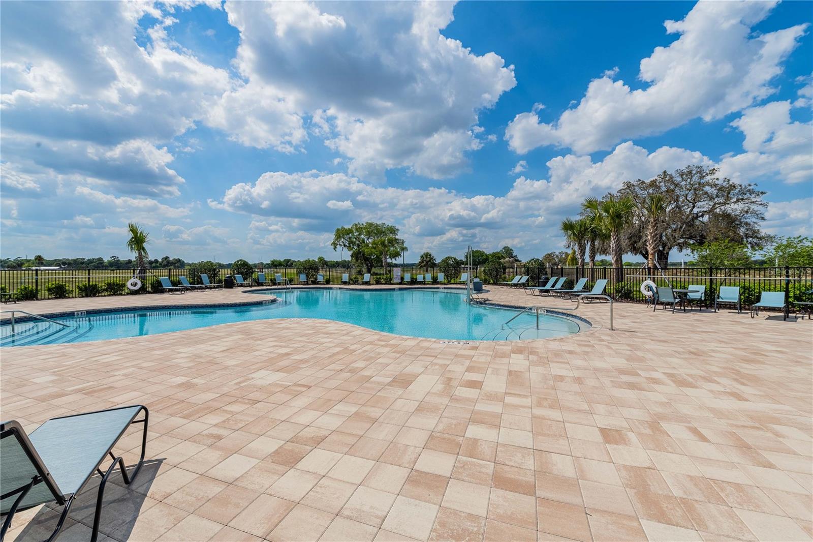 CONGDON TWNHMS PH 1 & 2 - Residential