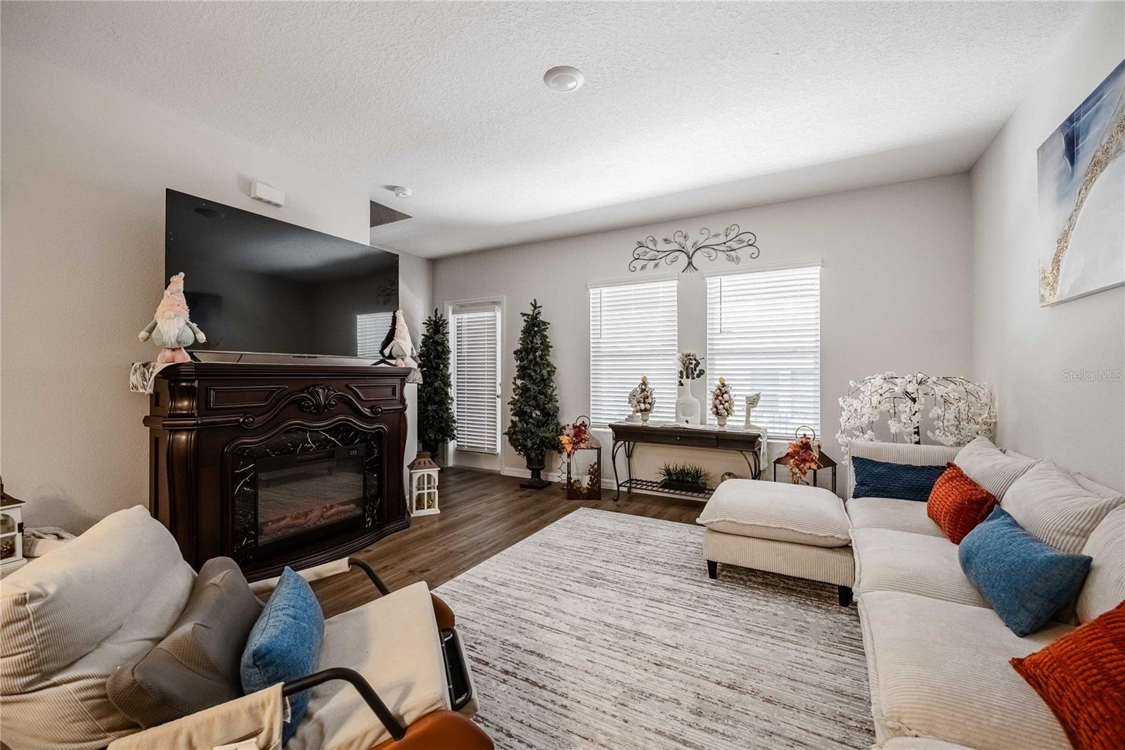 CONGDON TWNHMS PH 1 & 2 - Residential