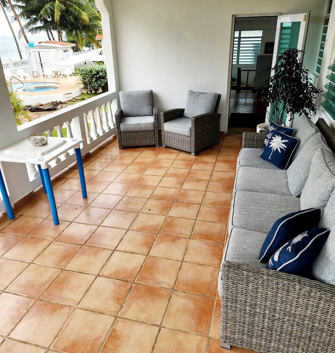 BEACH FRONT GUEST HOUSE - Residential