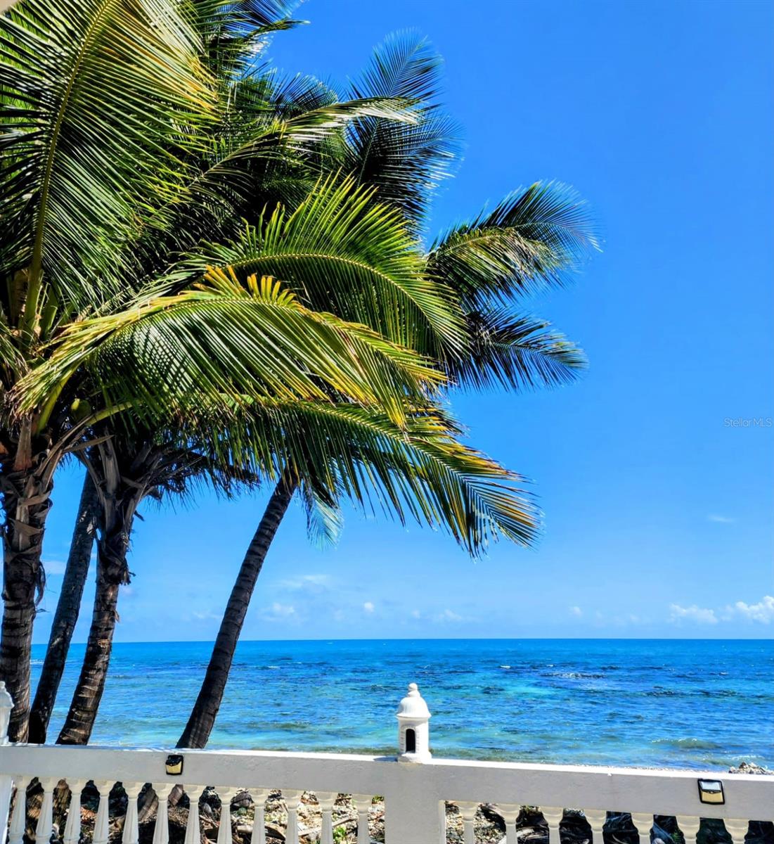 BEACH FRONT GUEST HOUSE - Residential