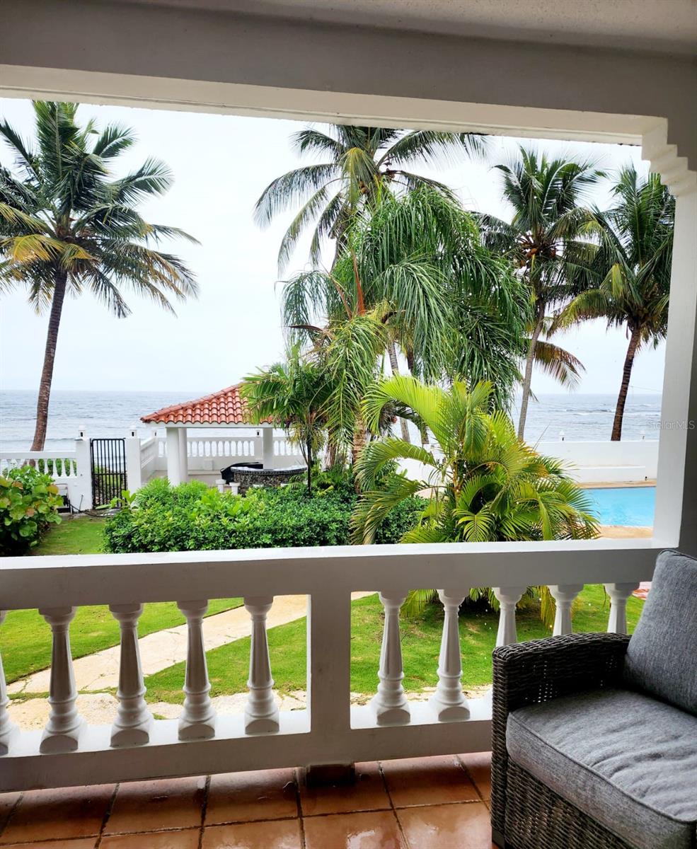 BEACH FRONT GUEST HOUSE - Residential