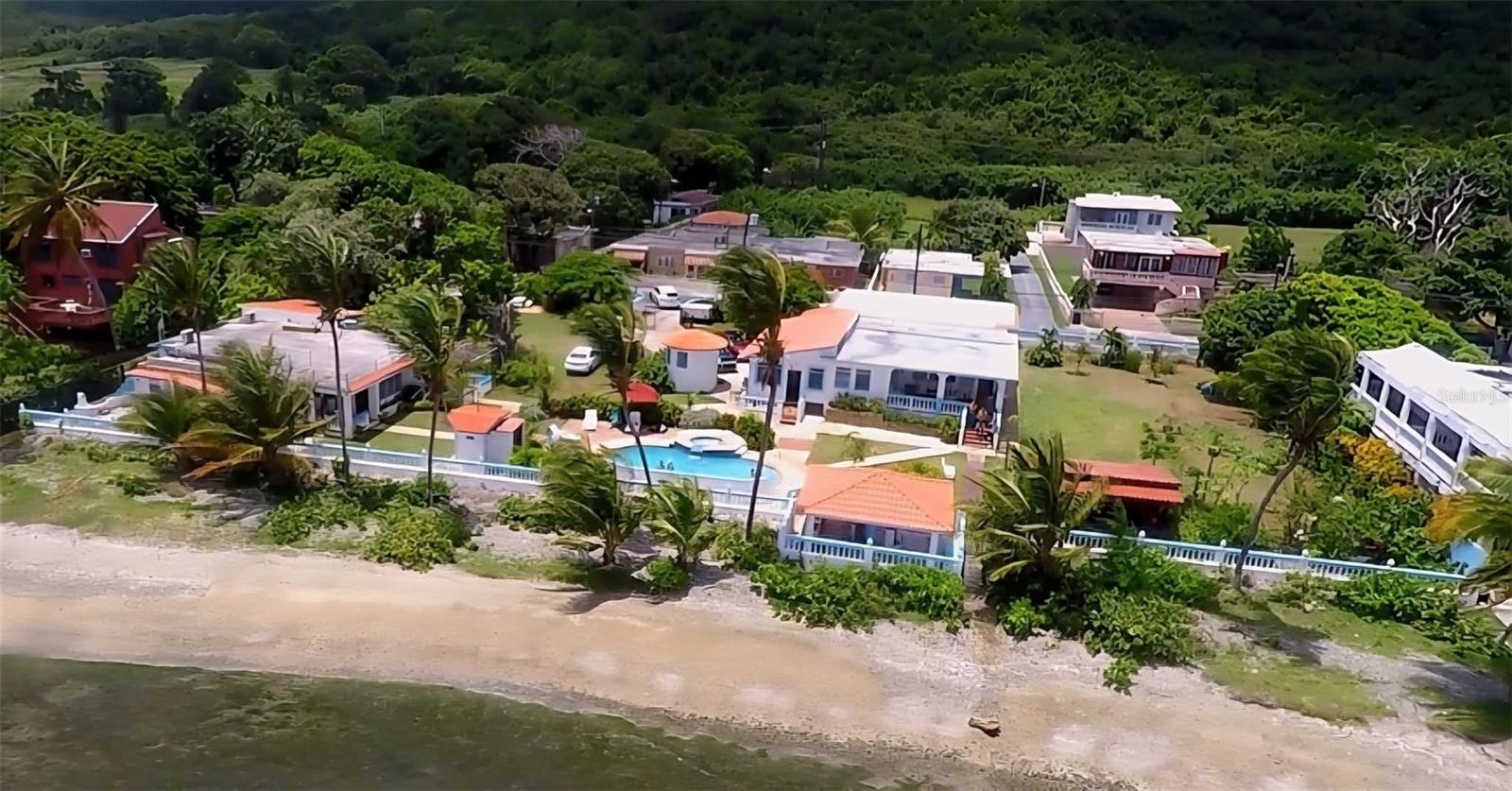 BEACH FRONT GUEST HOUSE - Residential