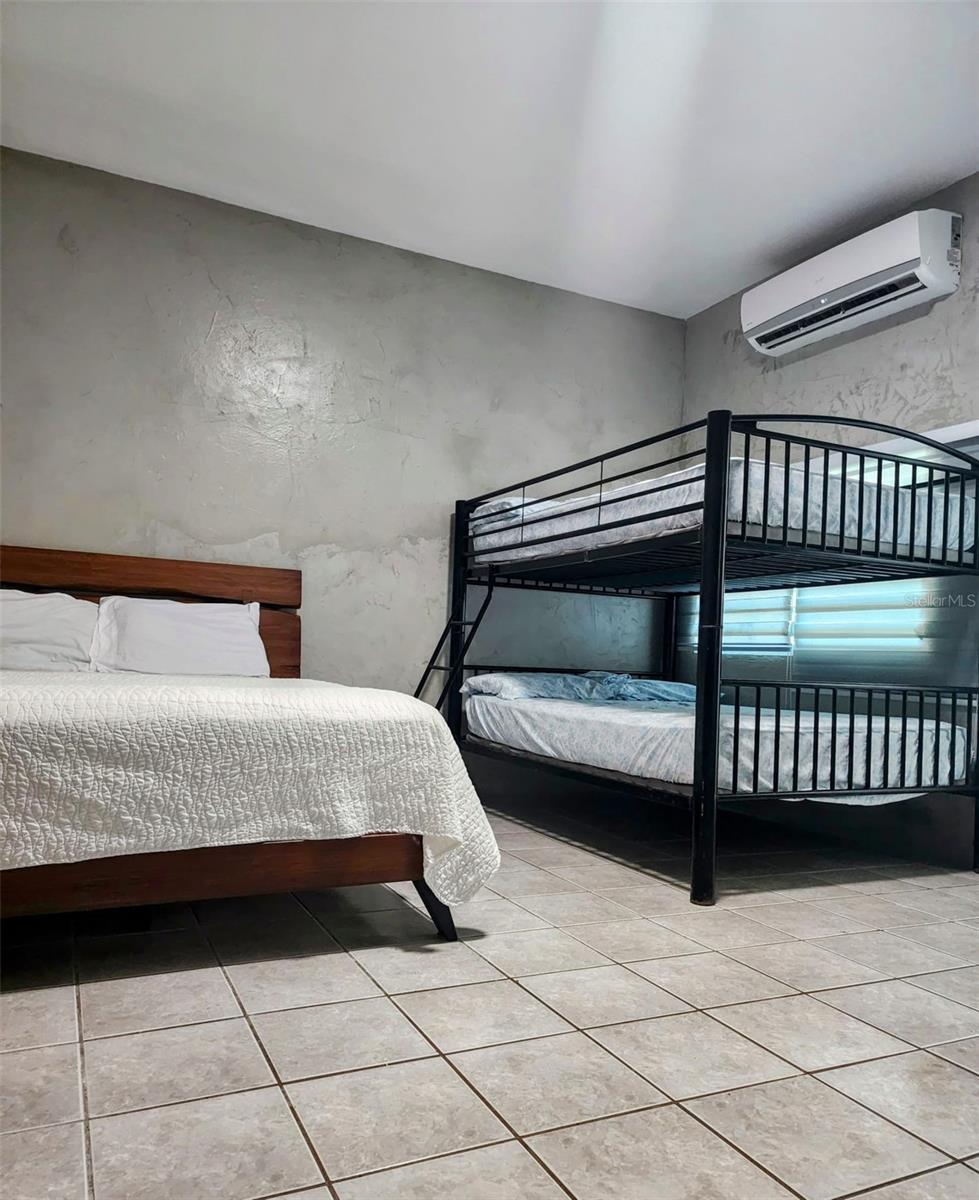 BEACH FRONT GUEST HOUSE - Residential