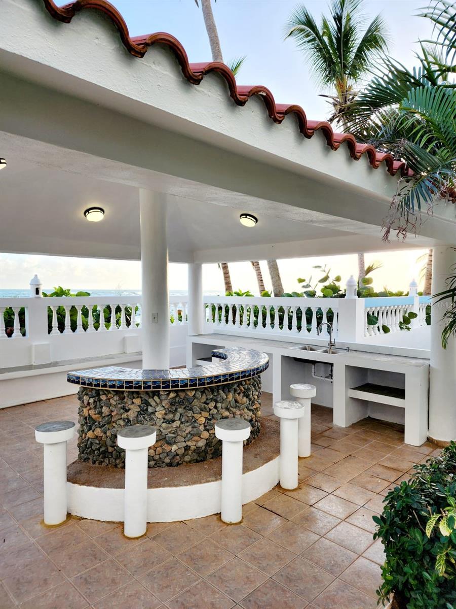 BEACH FRONT GUEST HOUSE - Residential