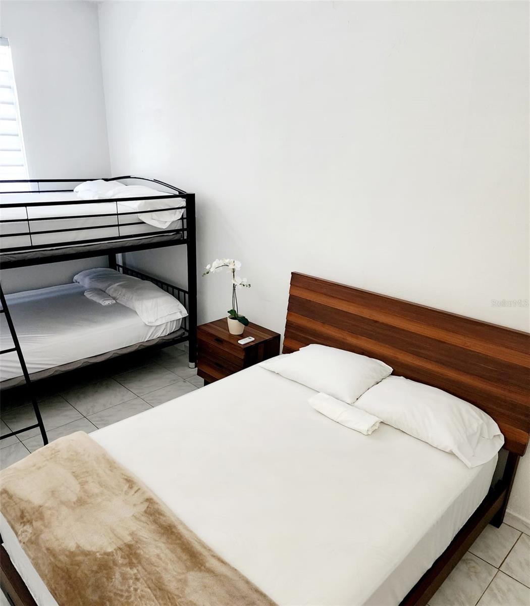 BEACH FRONT GUEST HOUSE - Residential