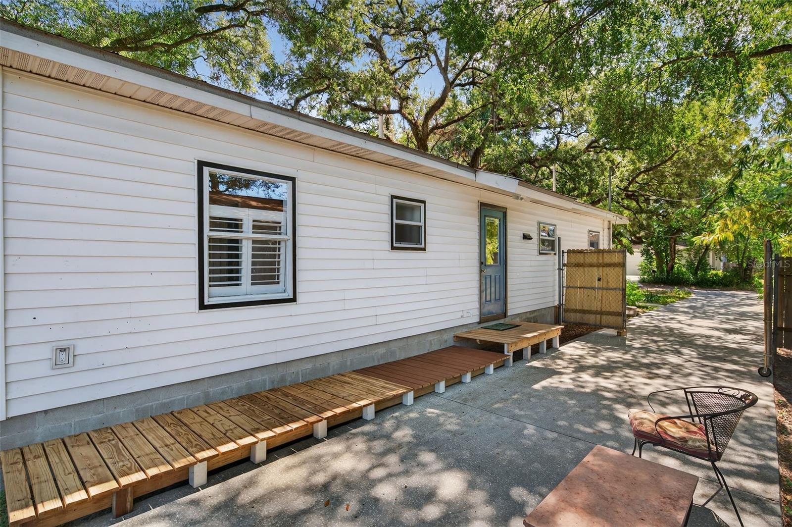 UNPLATTED - Residential