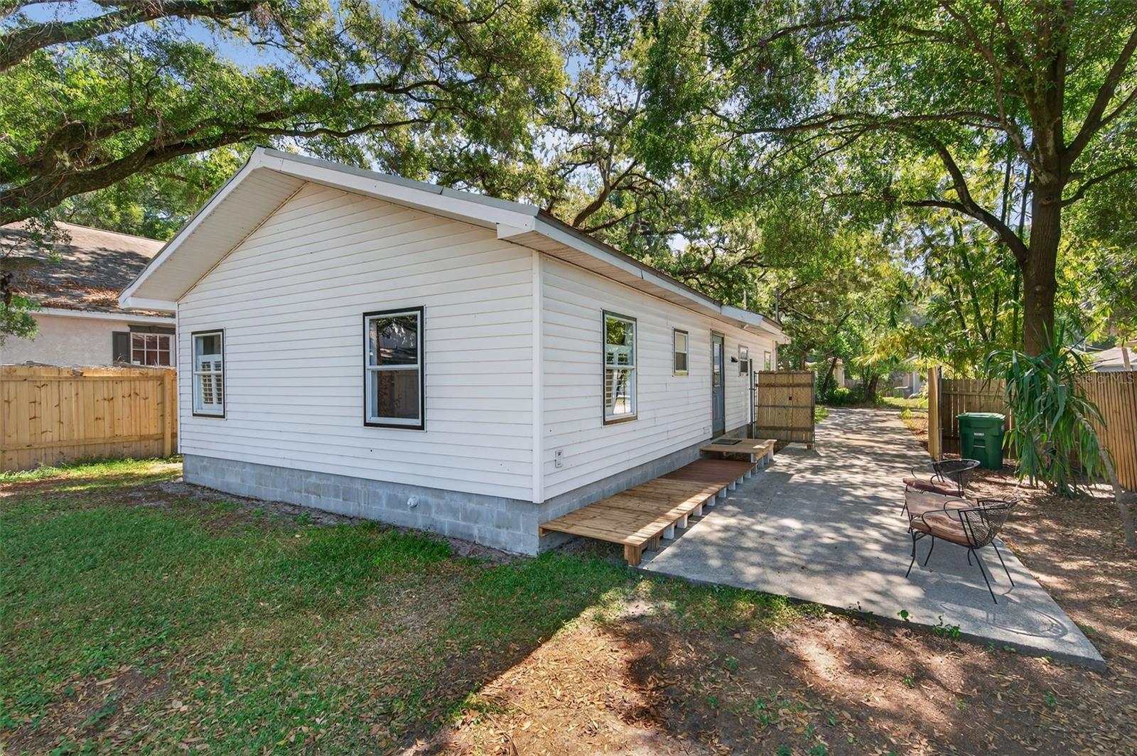UNPLATTED - Residential