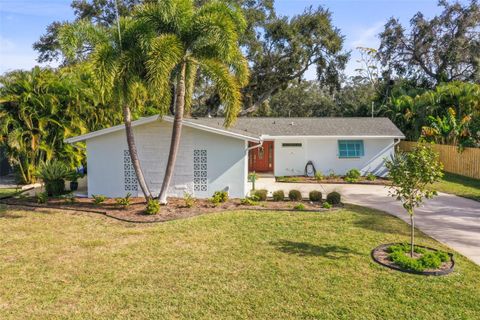 2319 MIDDLECOFF DRIVE DUNEDIN FL 34698