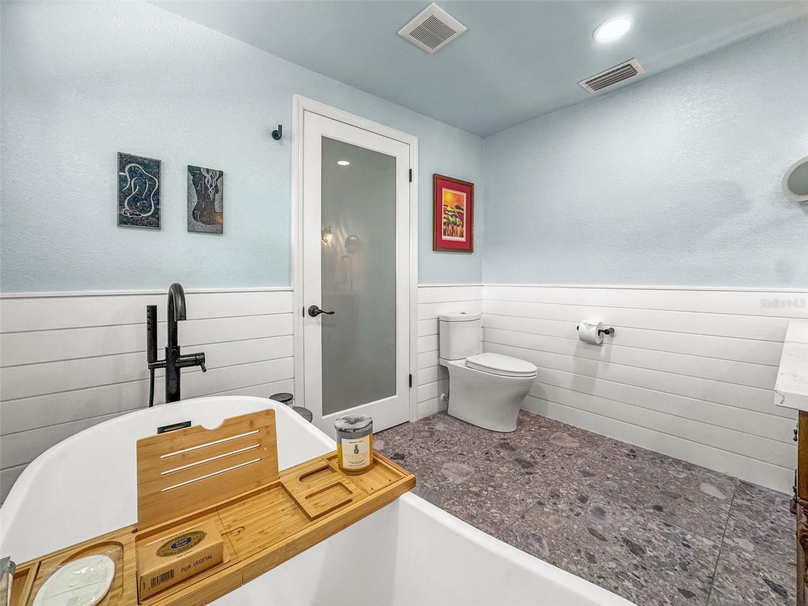 FAIRWAY ESTATES 5TH ADD - Residential