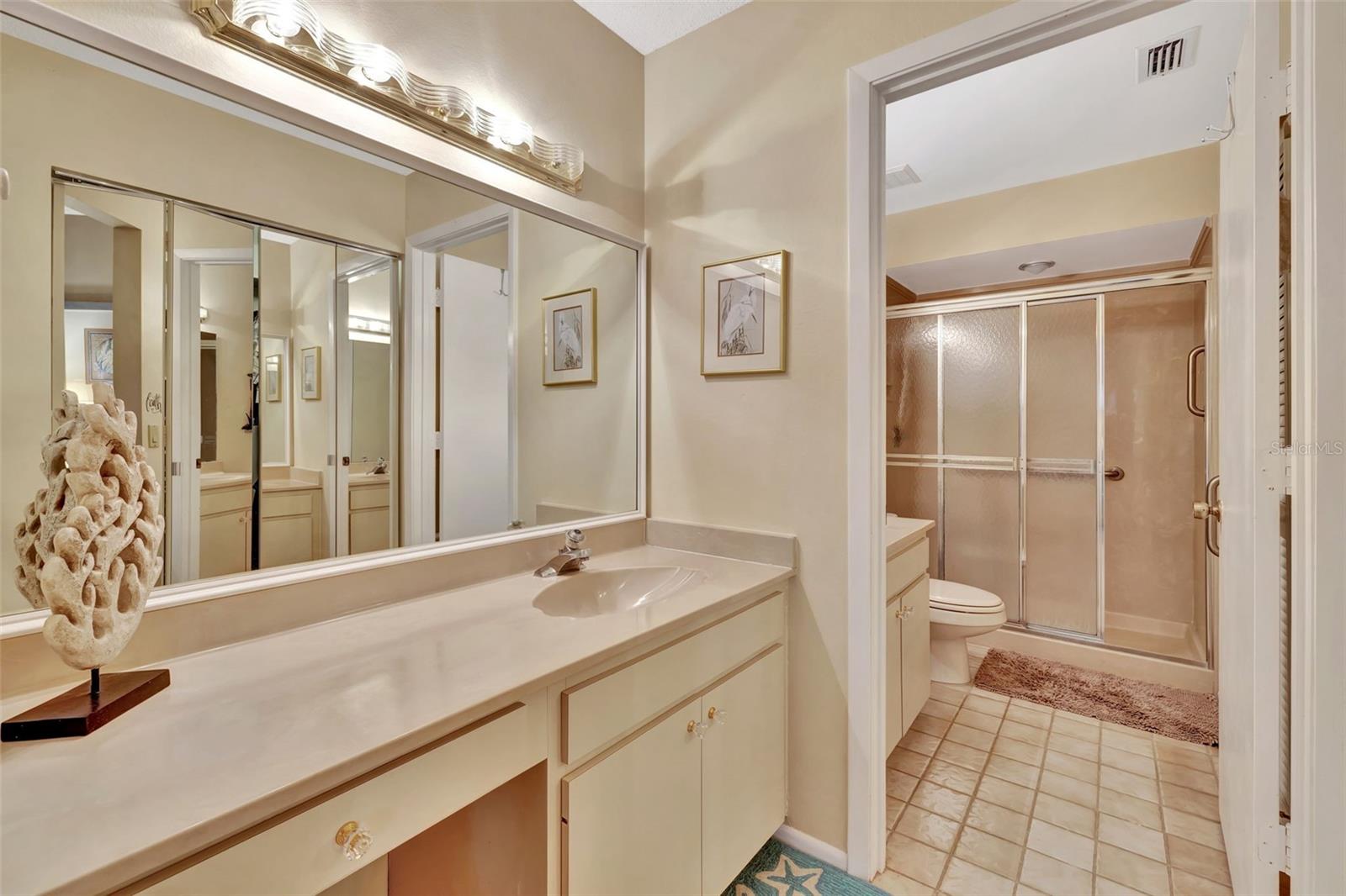 WEDGEWOOD LAKE - Residential