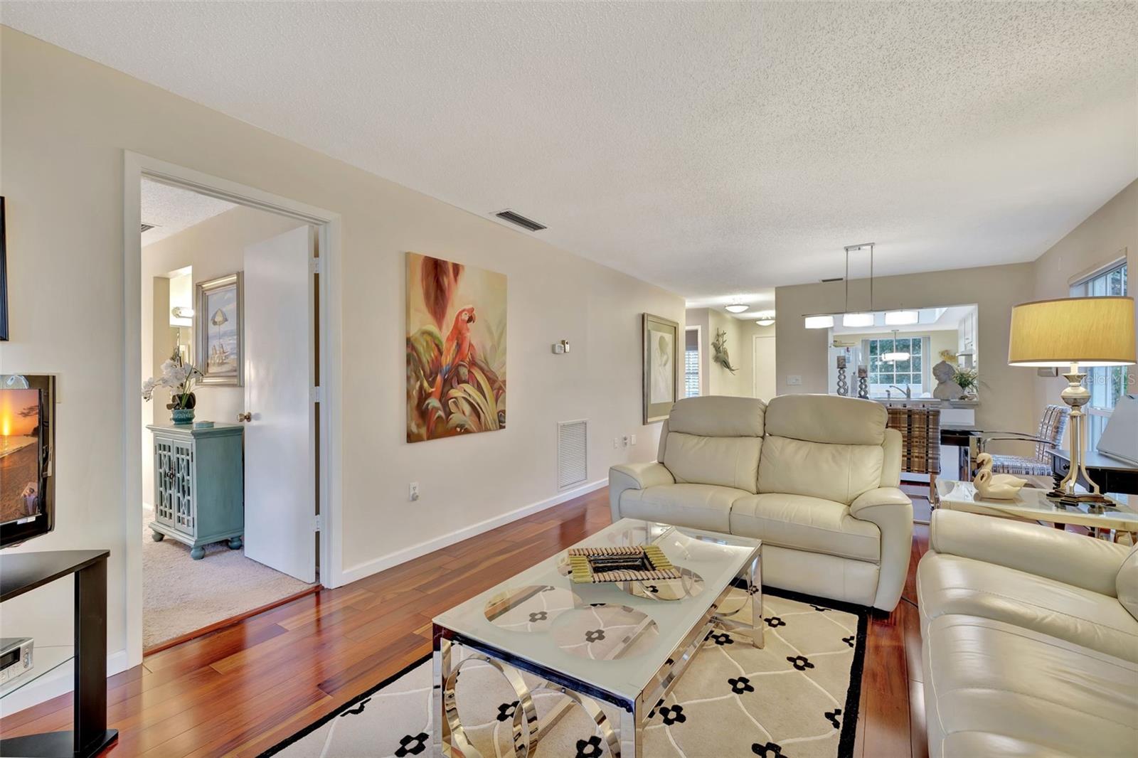 WEDGEWOOD LAKE - Residential